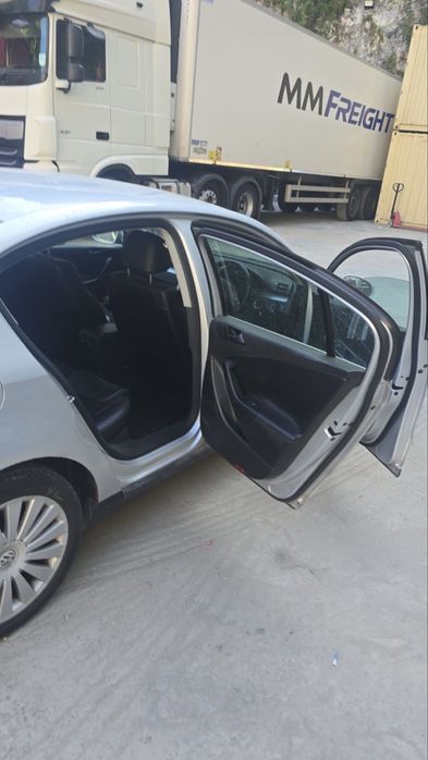 VOLKSWAGEN Passat 2010 — imagine 2