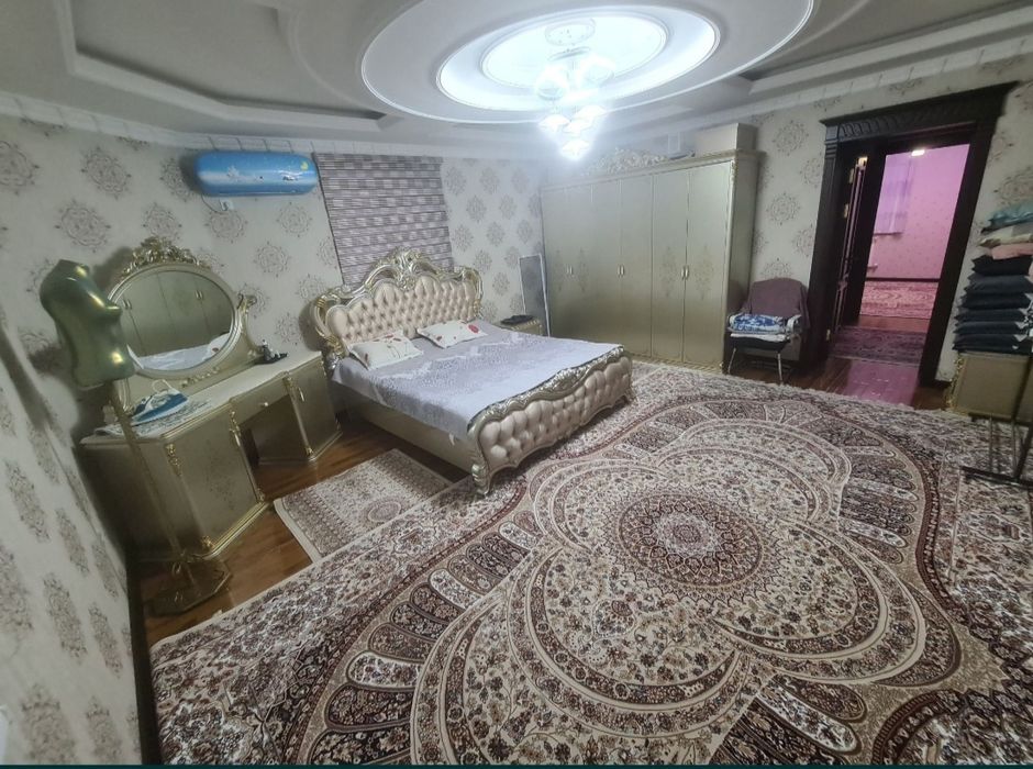 Сдаётся большая люкс квартира  в центре города Нукуса. 1300 $