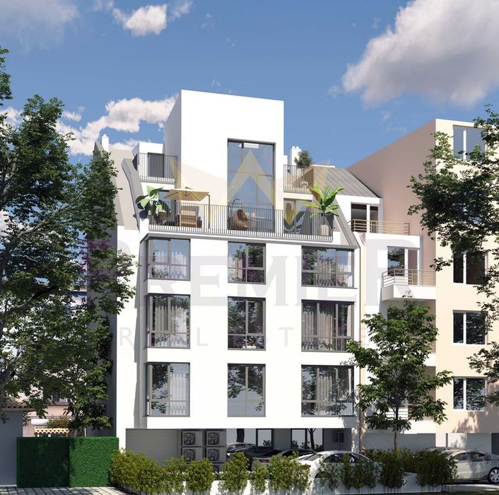 Продава се Тристаен апартамент в Варна, Лятно кино Тракия - 119 кв.м за 2437 €/кв.м - Снимка #1