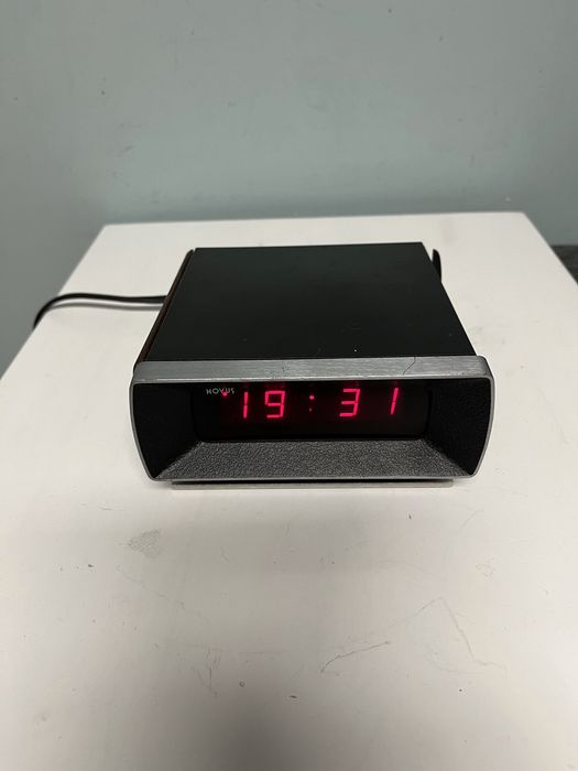 Дигитален часовник / Novus САЩ / 70-те