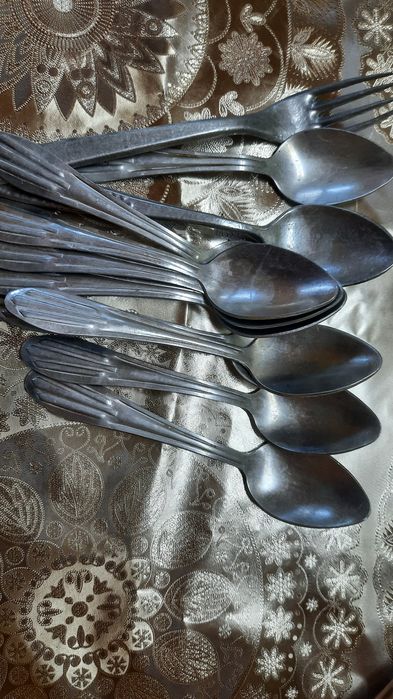 Алюминиевые ложки продам новые.