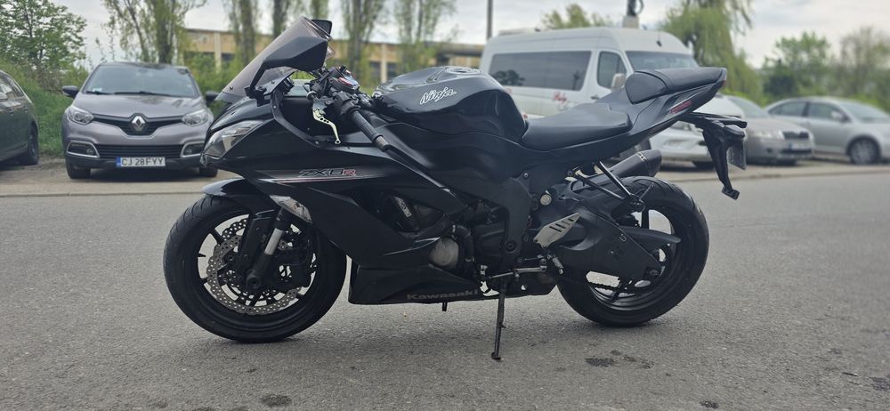 Kawasaki Zx -6R Ninja