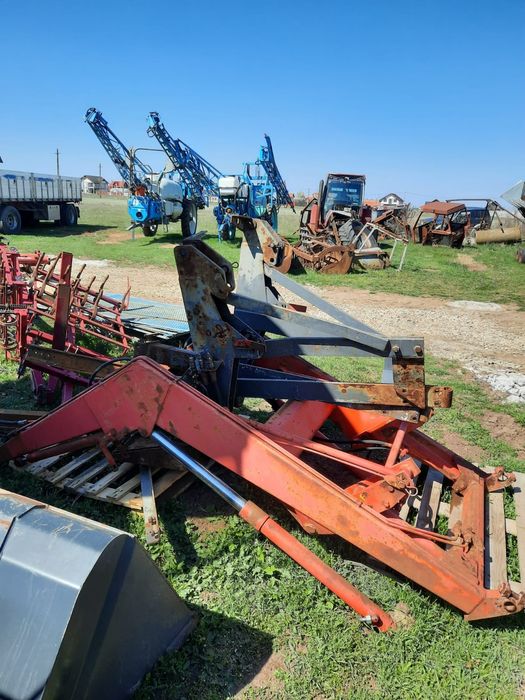 Incarcator tractor fiat