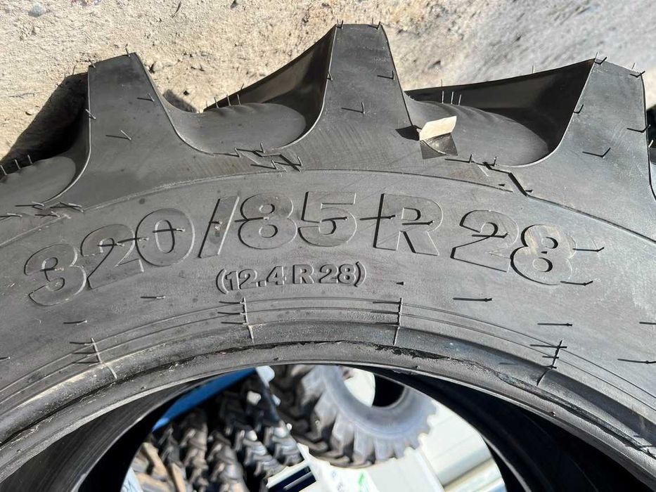 Anvelope radiale 320/85R28 noi pentru tractor fata marca OZKA