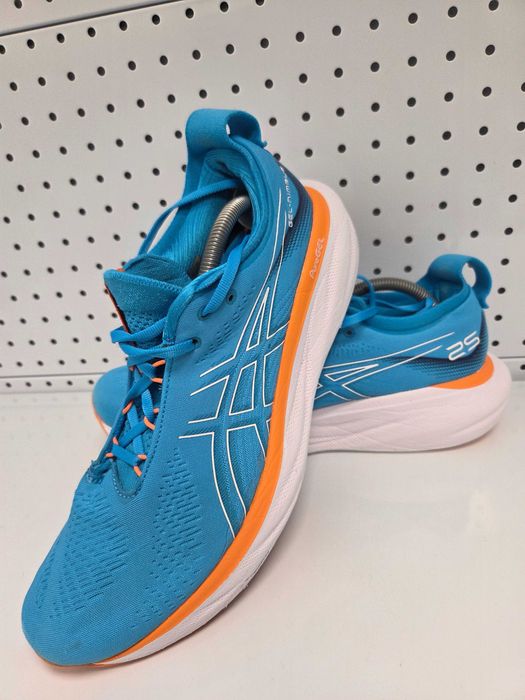 Оригинални мъжки маратонки- Asics Gel Nimbus 25