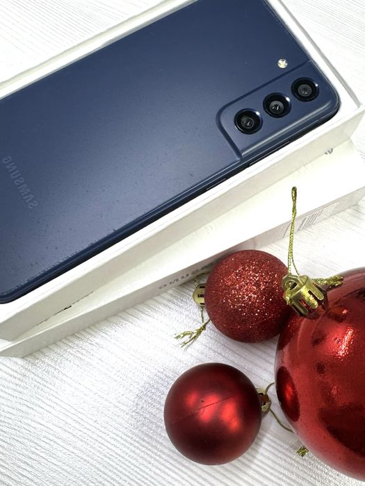 Samsung S21 FE 8/256gb