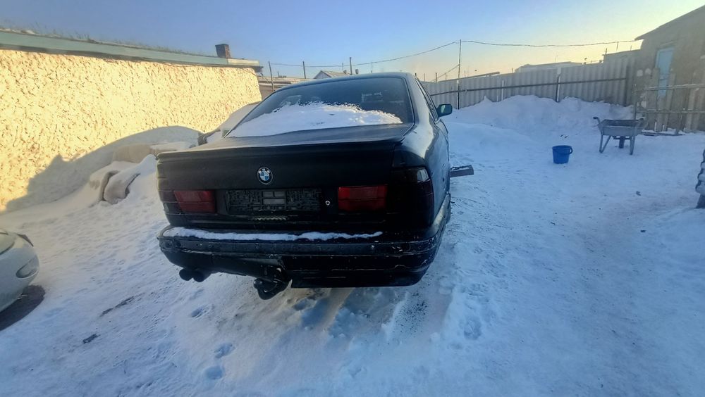 Запчасти на БМВ Е34 двигатель М50, М30, 520