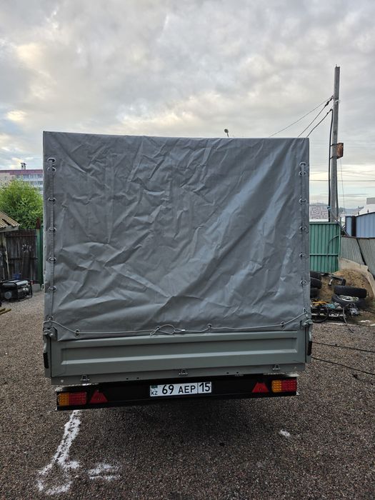 Продам прицеп 4.2м