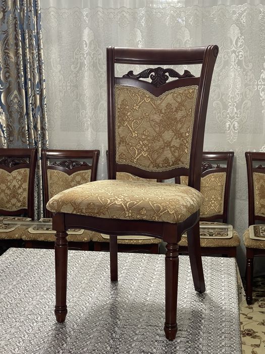 Качественные стулья из дерева
