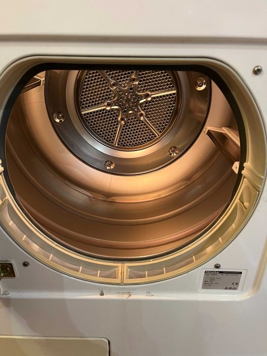 Сушилня Miele Comfort Line T552C