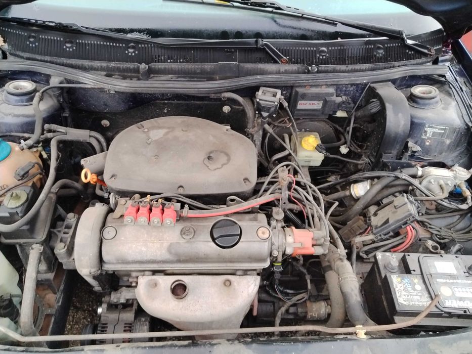 Skoda Octavia I 1.6i 75к.с. на части