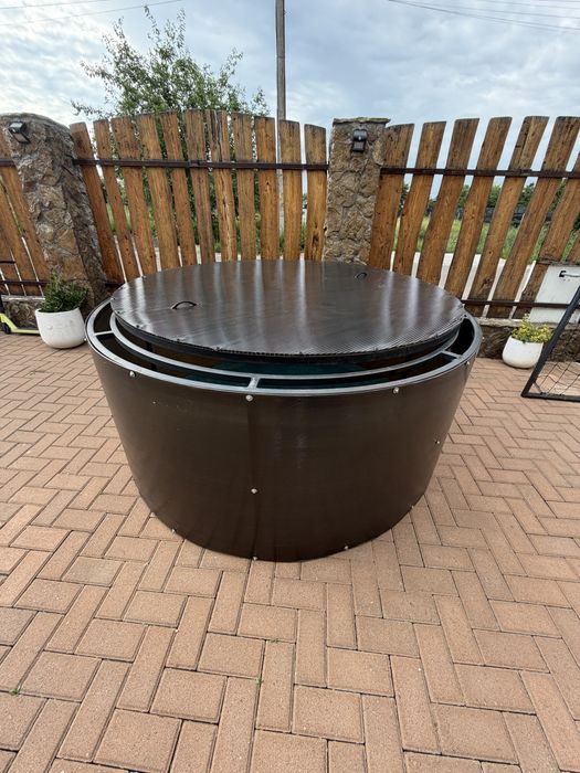 De vanzare suport jacuzzi diametru 180 cm