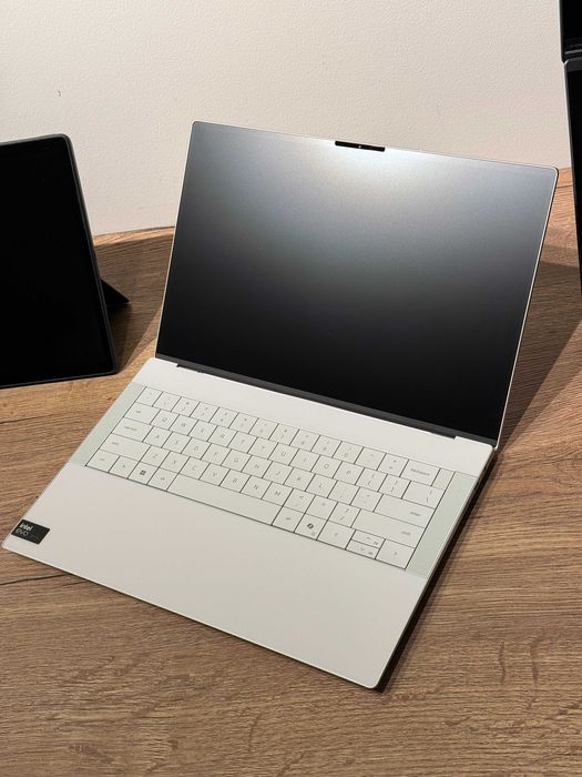Laptop Dell XPS 14 Premium DA14250 14.5" 2K 120Hz Intel Ultra 7 255H 32GB Ram Nvidia RTX 4050 1TB Sigilat 3Ani Garantie Vanzator-Autorizat AlienStore