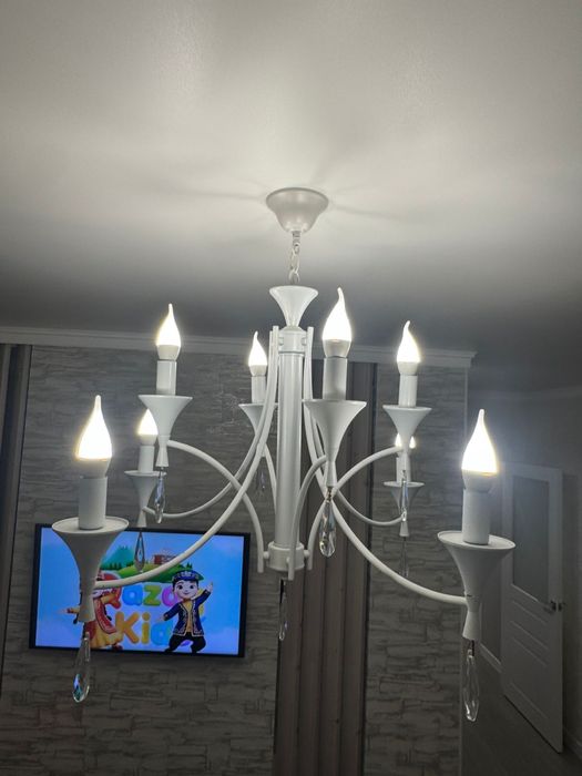 Продам люстру за 15 тысяч