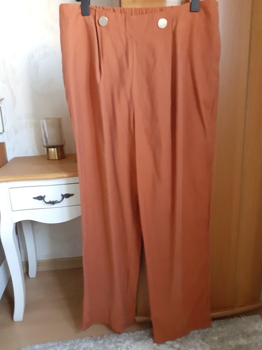 Pantalon Mango L