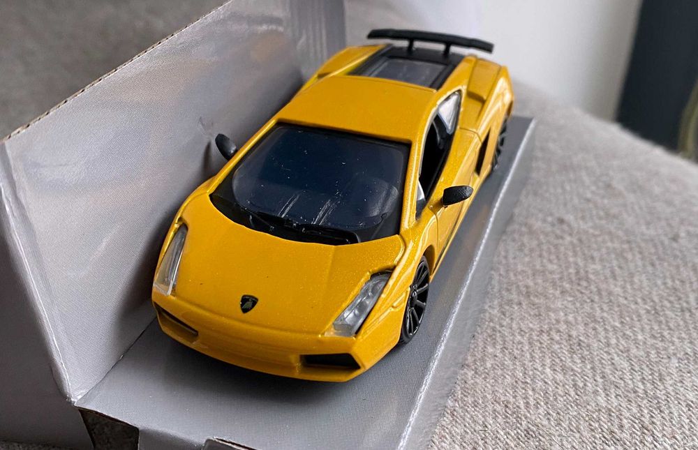 Macheta Lamborghini Gallardo 1 43 - noua la cutie - metal