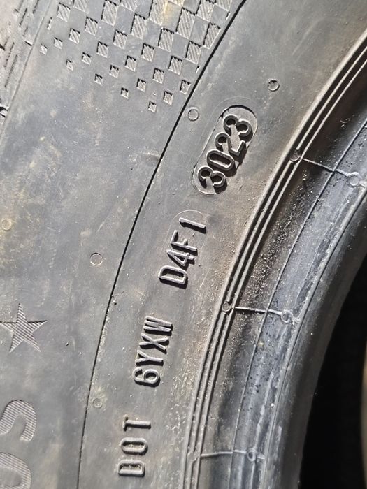 2 anvelope iarnă Continental 205/60/R16 Dot 2023