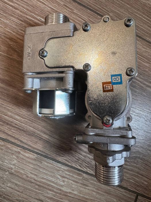 Клапан газовый двухконтурного котла модел(SARF)