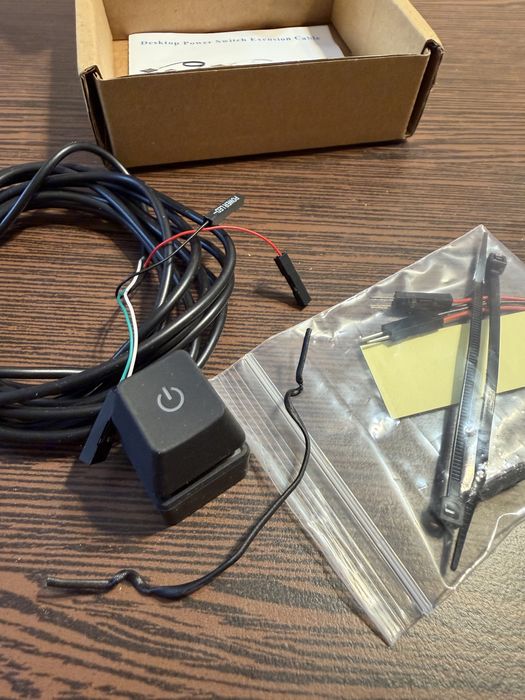 Buton mecanic on/off pentru PC