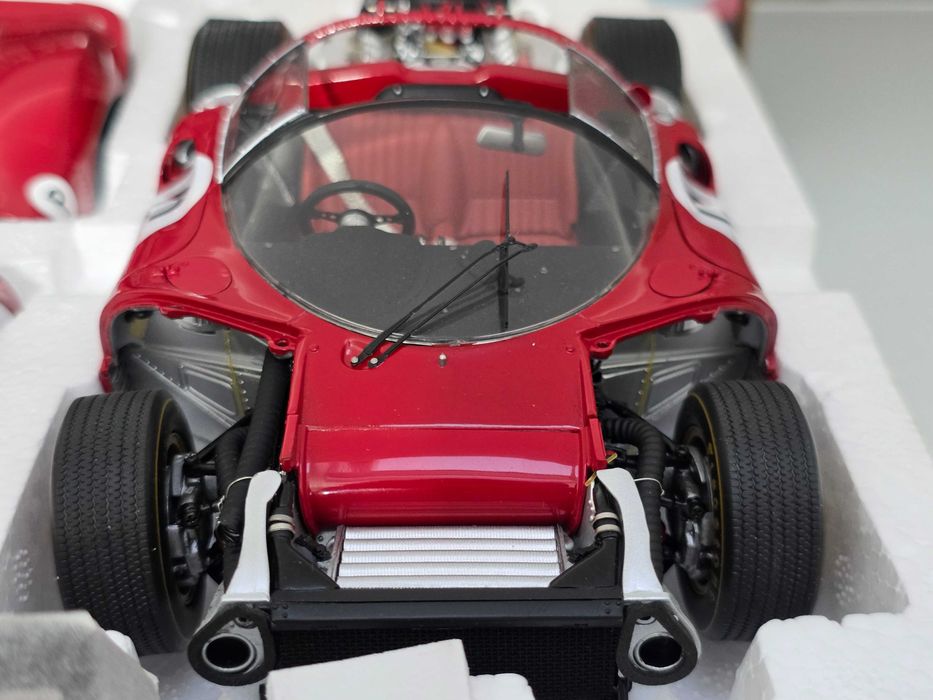 Macheta Auto 1/18 GMP Ferrari 330 P4