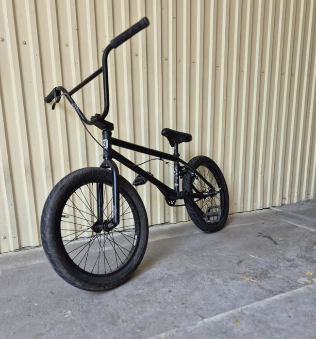 Продам велосипед (BMX)