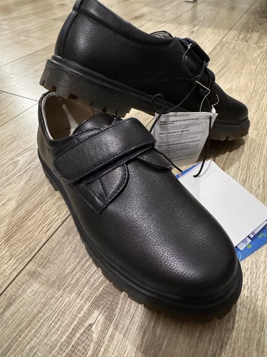 Туфли школные новые 36 размер!