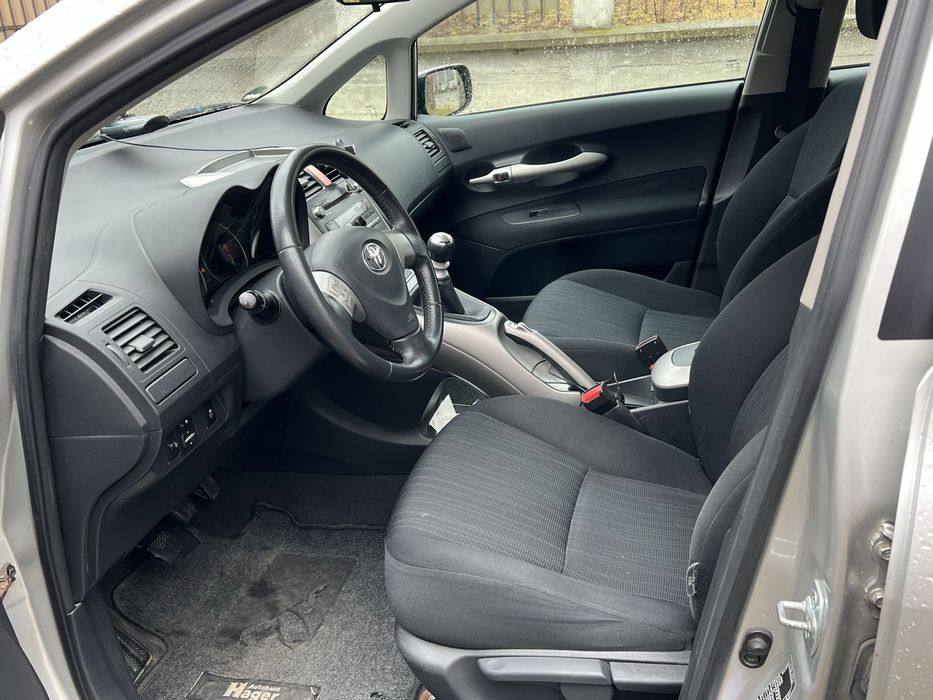 Vand Toyota Auris diesel