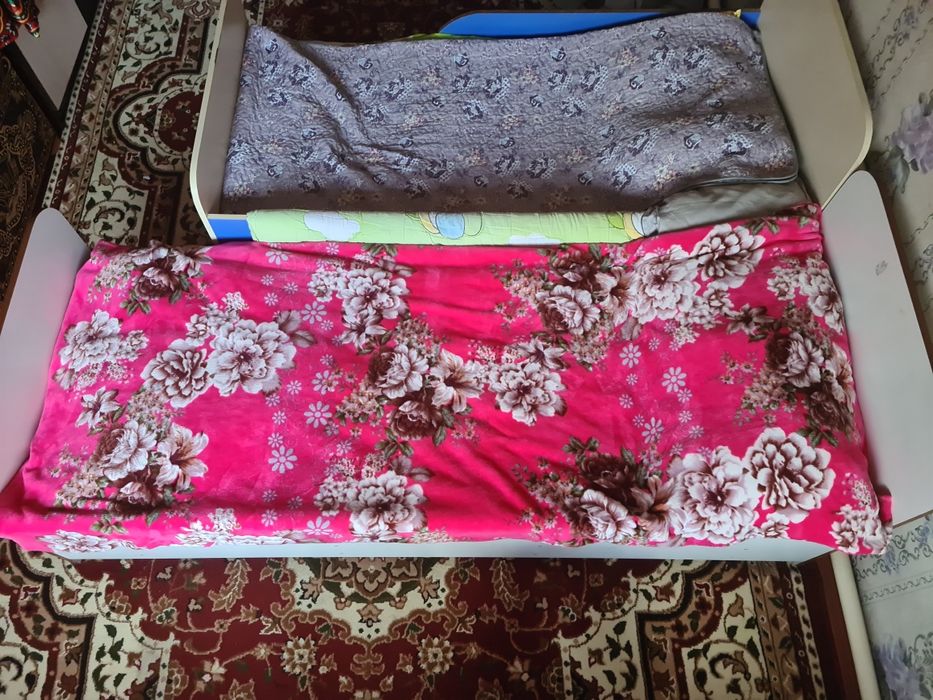 Продаются кровати