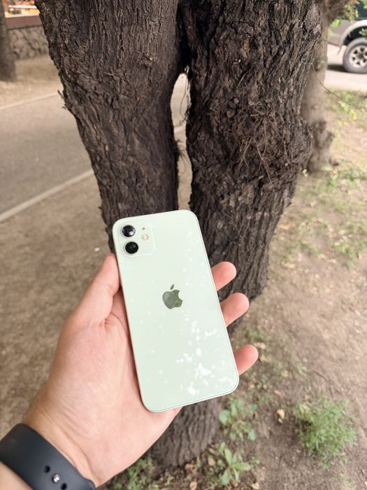 iPhone 12/64Gb - В идеальном состоянии