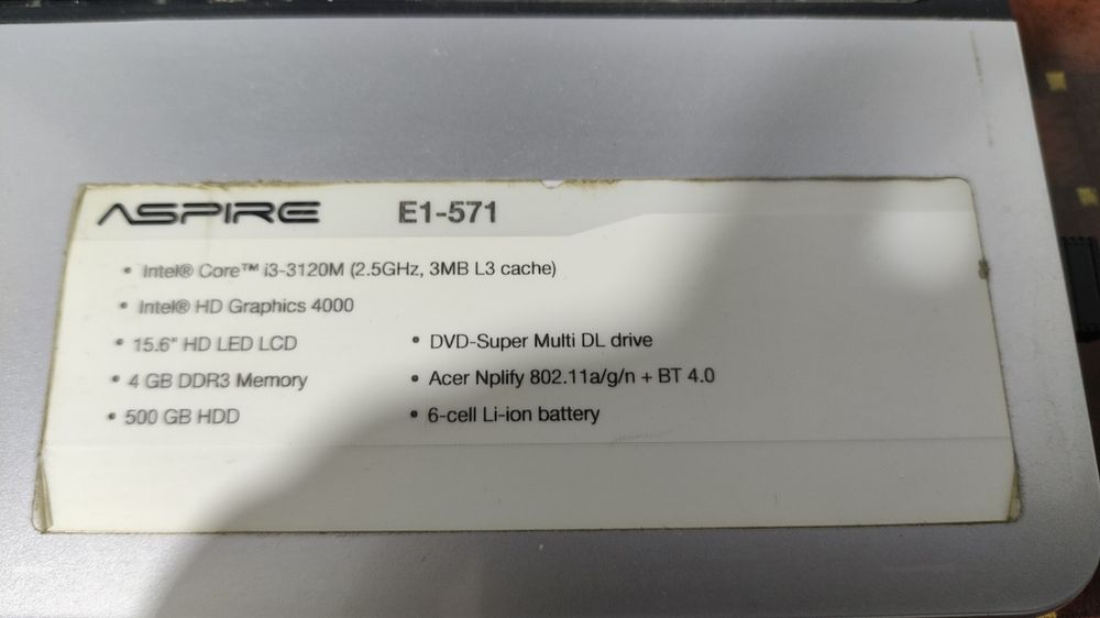 Acer E1-571 ноутбук