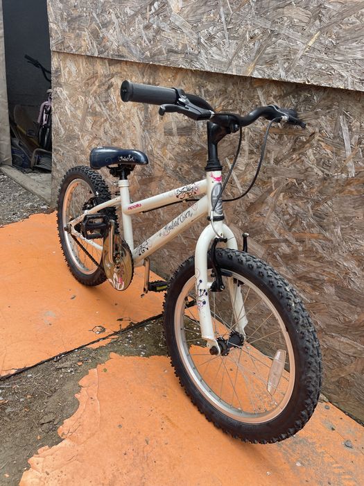 Bicicleta copii noodland charm roti 18”