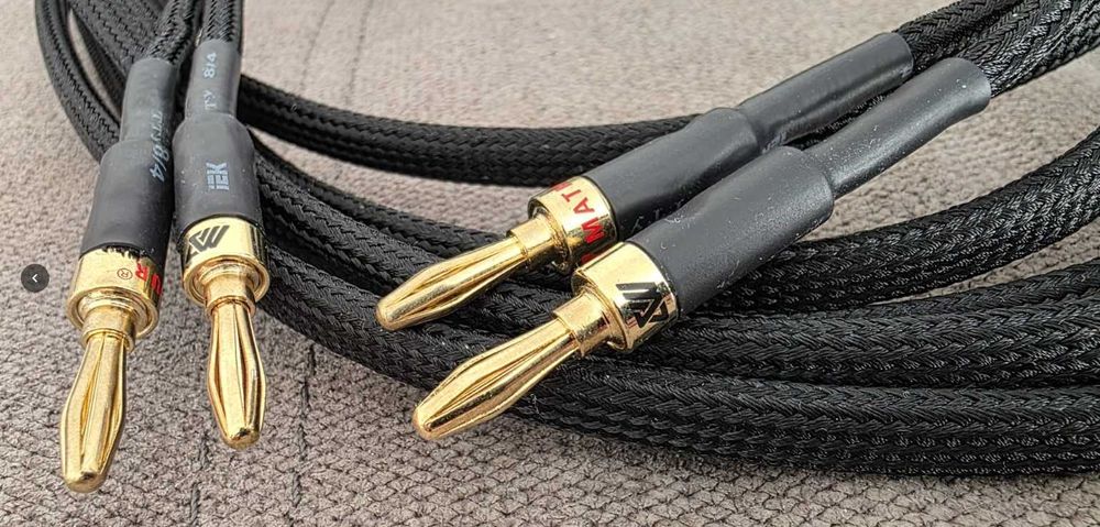 Cabluri boxe cu mufe banana 4mm, diverese lungimi,  grosimi si modele.