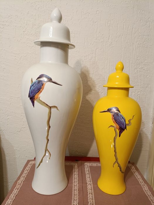 Парные китайские вазы