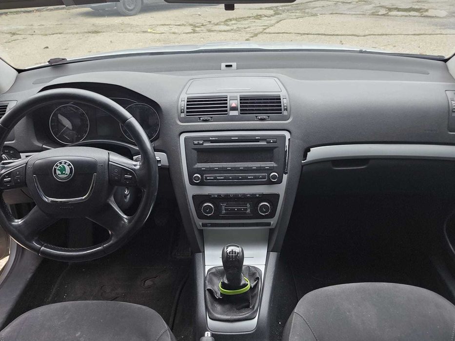 SKODA Octavia 2009 — imagine 5