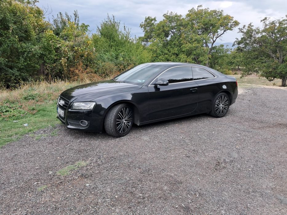 Audi A5   3.0  TDI . 7 S Tronic кутия F1 с пера на волана.