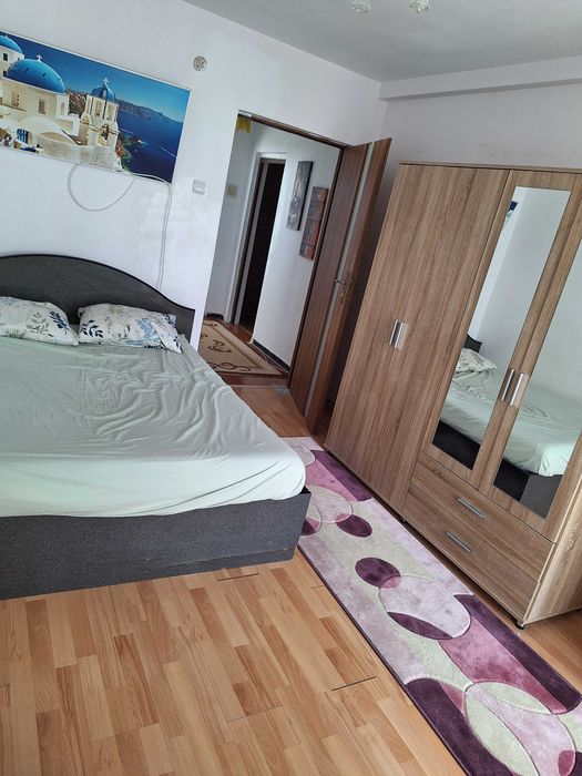Inchiriez apartament 3 camere in Constanta, contral