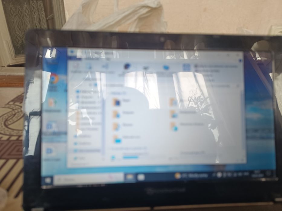 Нетбук компьютер PB