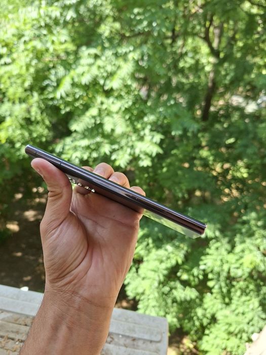 Samsung S22 Ultra region LL/A 8/128