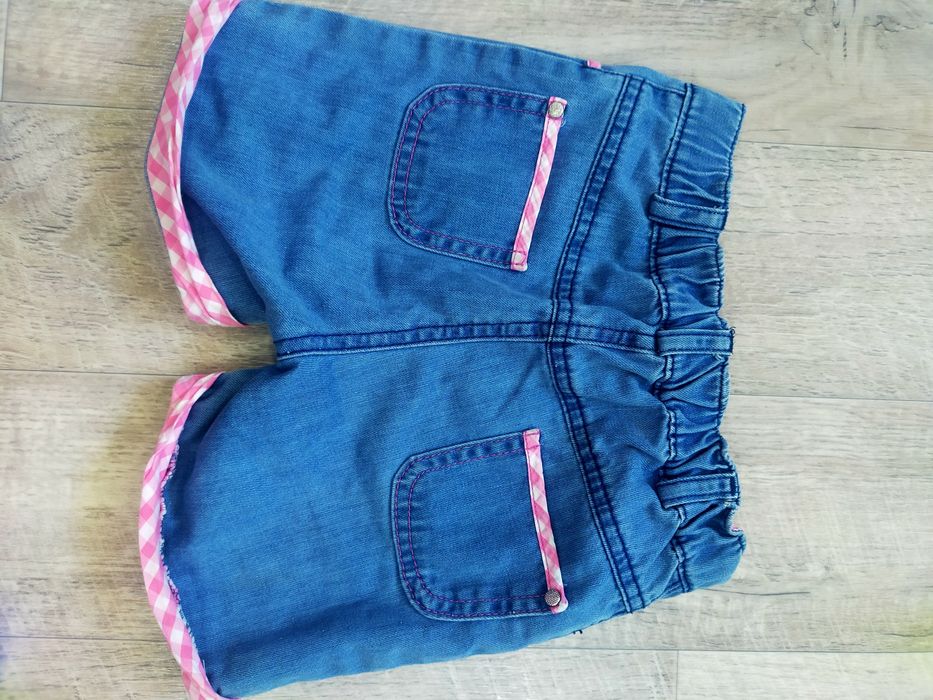 Шорты на девочку 2-4  лет