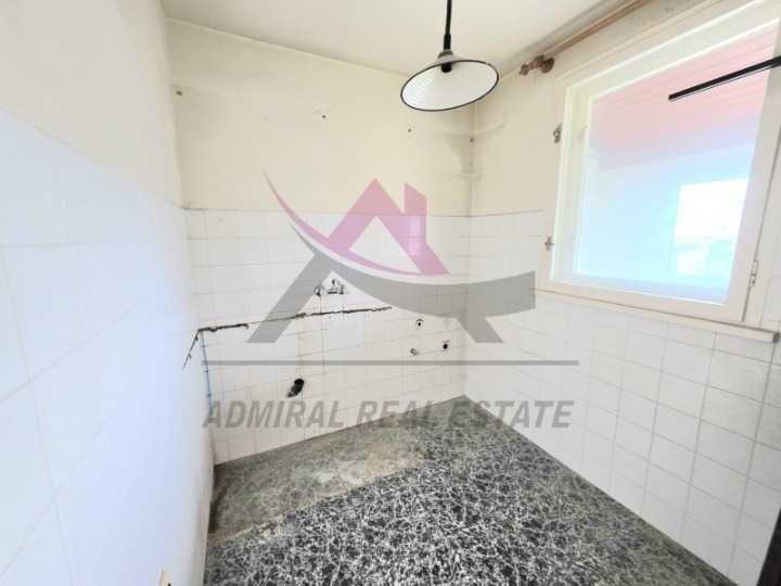 Продава се Едностаен апартамент в Варна, Център - 25 кв.м за 2596 €/кв.м - Снимка #3