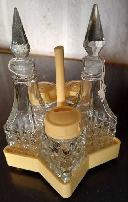 Советский антикварный набор для специй "Звезда". 1980-е годы.