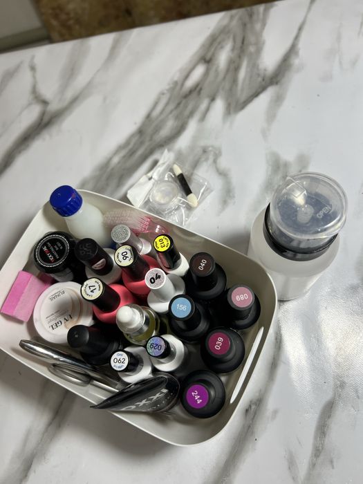 Набор для маникюра, срочно продаю!!!