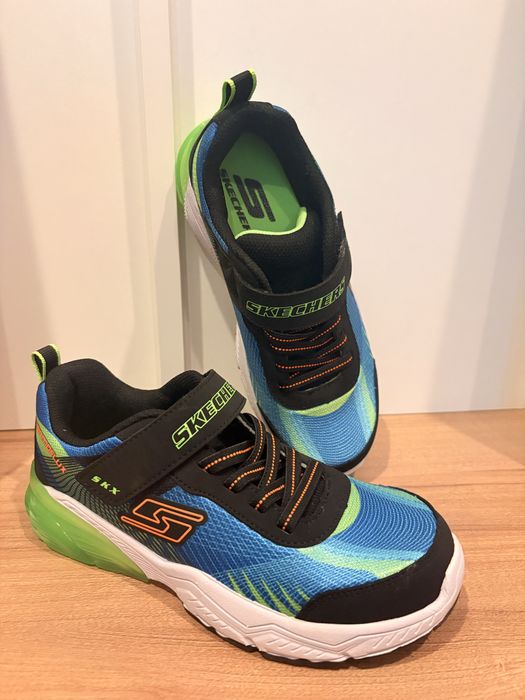 Sketchers маратонки за момче 35 номер