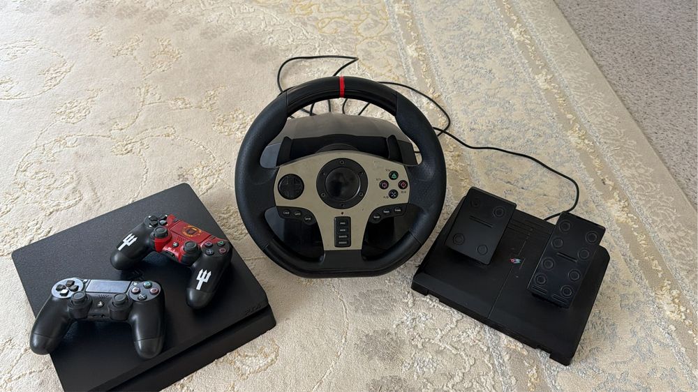 Продам пс 4 слим игровой руль с педалями