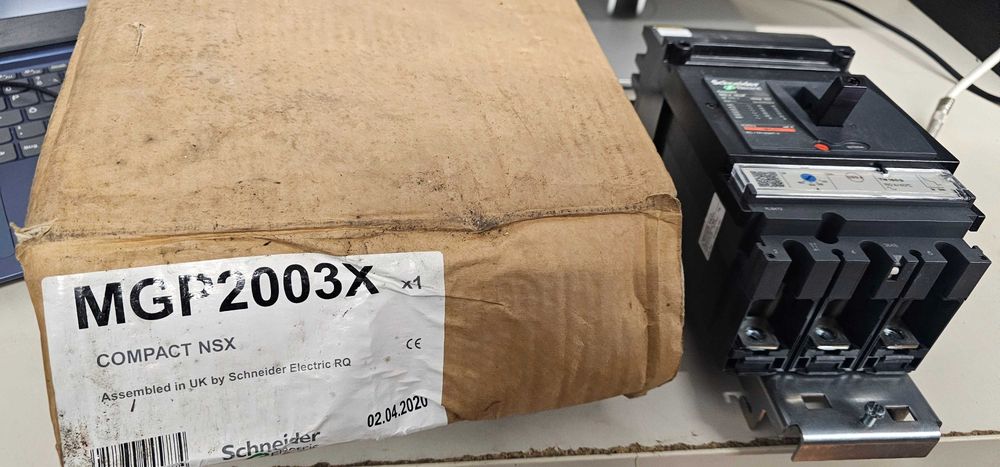 Intreruptor Schneider 160A