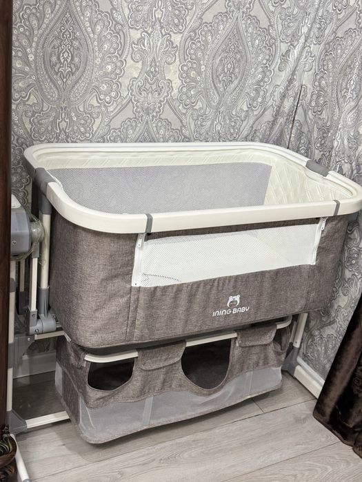 Детская кровать (для новорожденных)