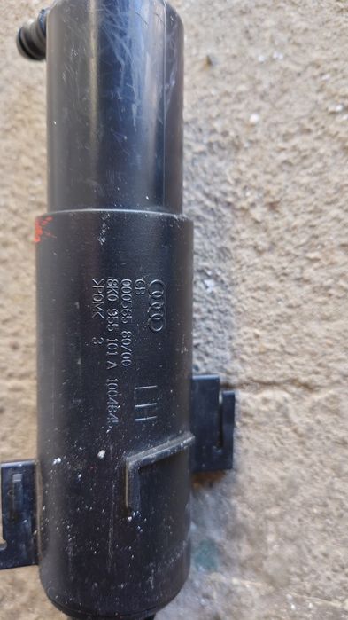 Пръскалки за фарове Ауди а4 б8