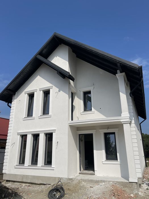 Vila ,casă noua cu 4 dormitoare Bacau, Serbanesti zona Calea Romanului Piazzetta 612 mp teren