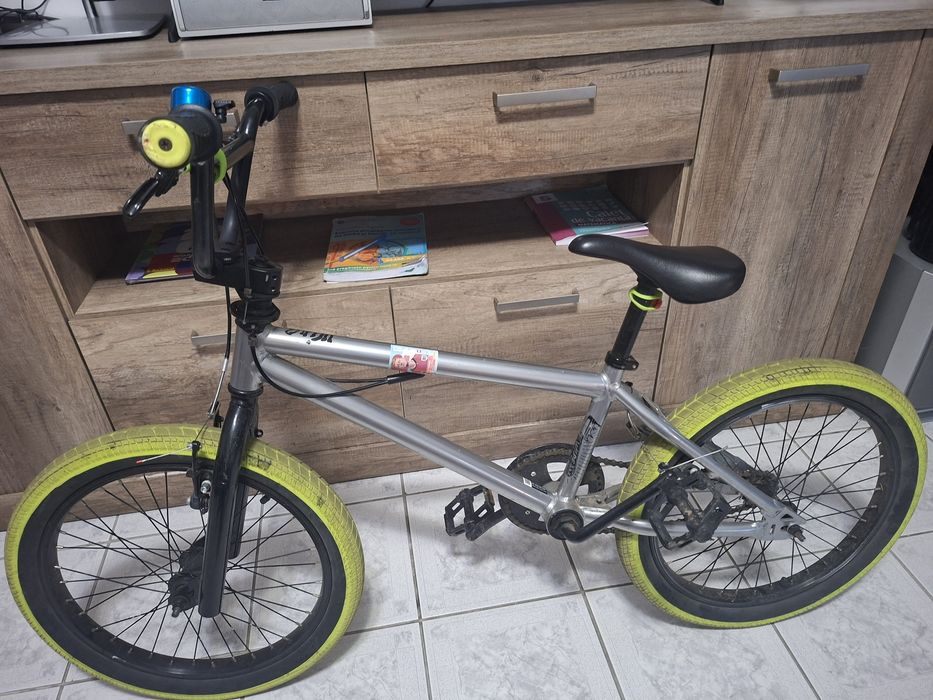 Vand bicicleta pt copii