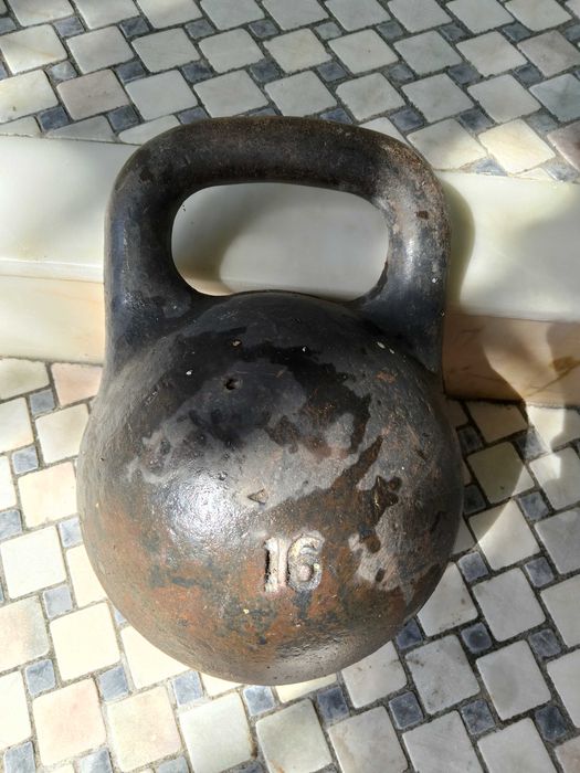 Гантели 2 шт. По 2 кг., производство ссср